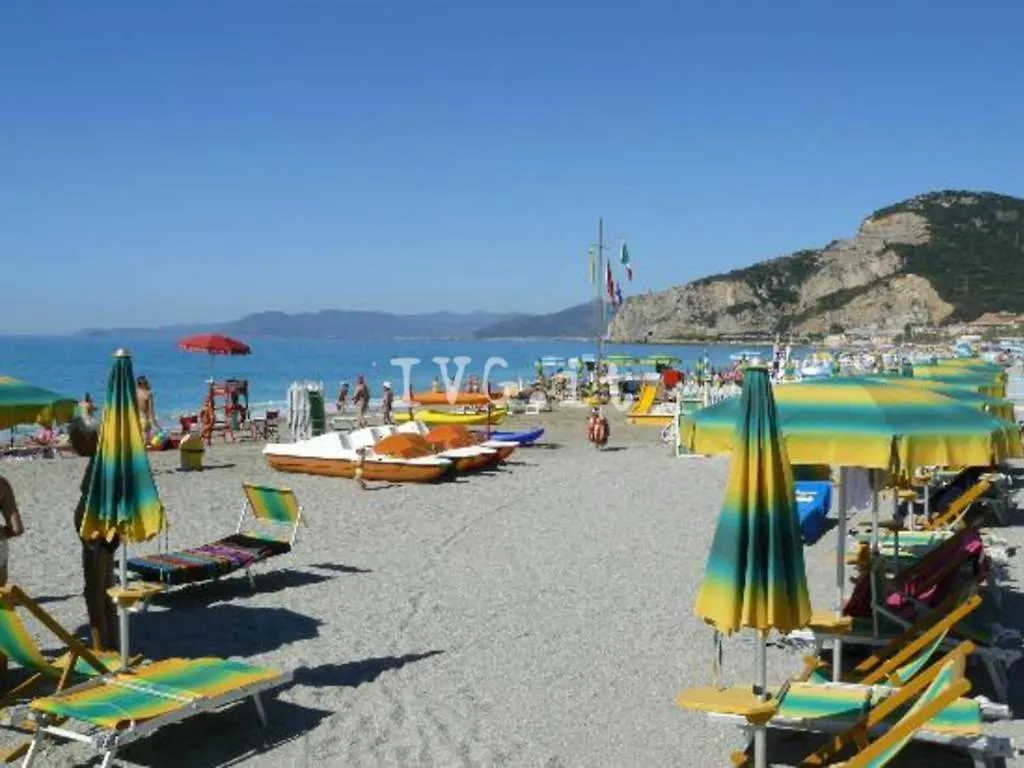 Ilgattosuruotefinalligure Finale Ligure Apartment